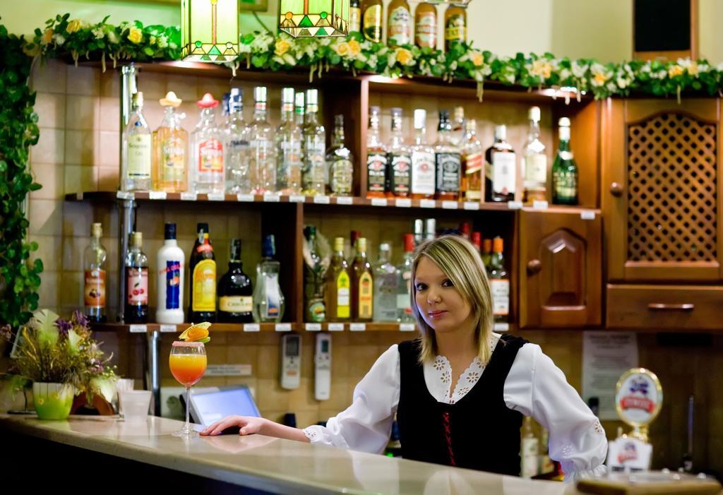Hotel Toporów Bialka Tatrzanska Exterior foto