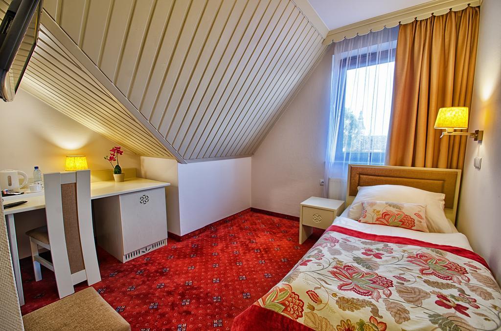 Hotel Toporów Bialka Tatrzanska Exterior foto