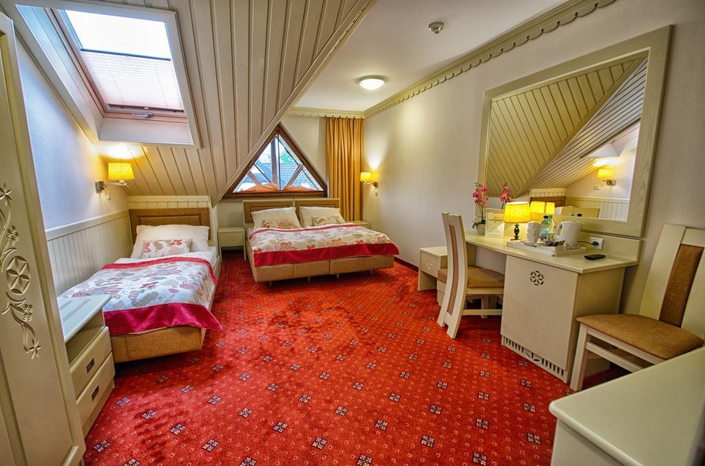 Hotel Toporów Bialka Tatrzanska Exterior foto