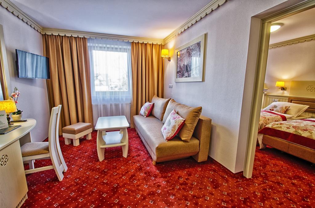 Hotel Toporów Bialka Tatrzanska Exterior foto